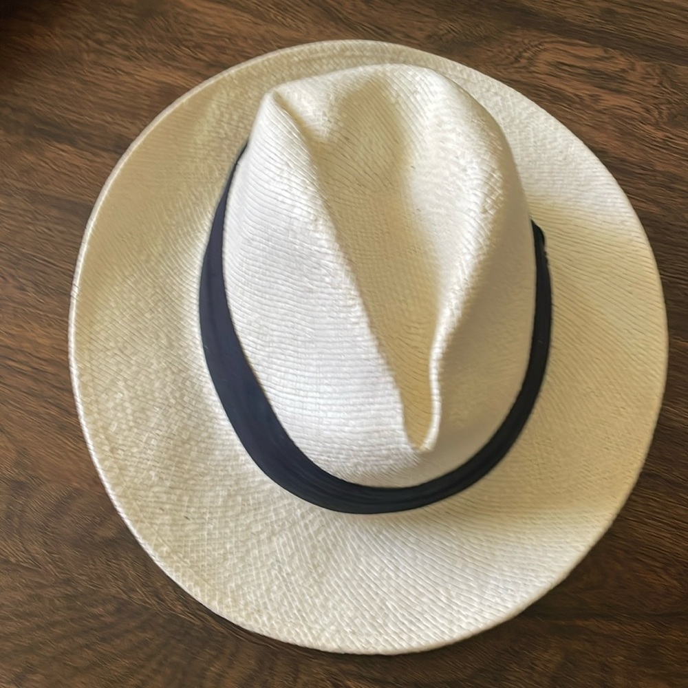 Scala hat great condition